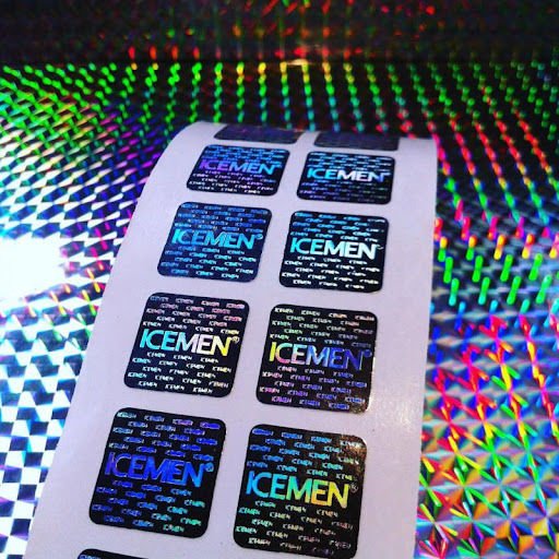 ÇAY PAKETLEME İÇİN HOLOGRAM KUŞE METALİZE KAPAMA ETİKETİ  55*45 HOLOĞRAM KUŞE METALİZE